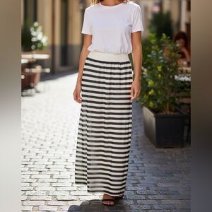 Magic Small Maxi Skirt Black White Stripes Hippie Boho Stretch Lined Crochet